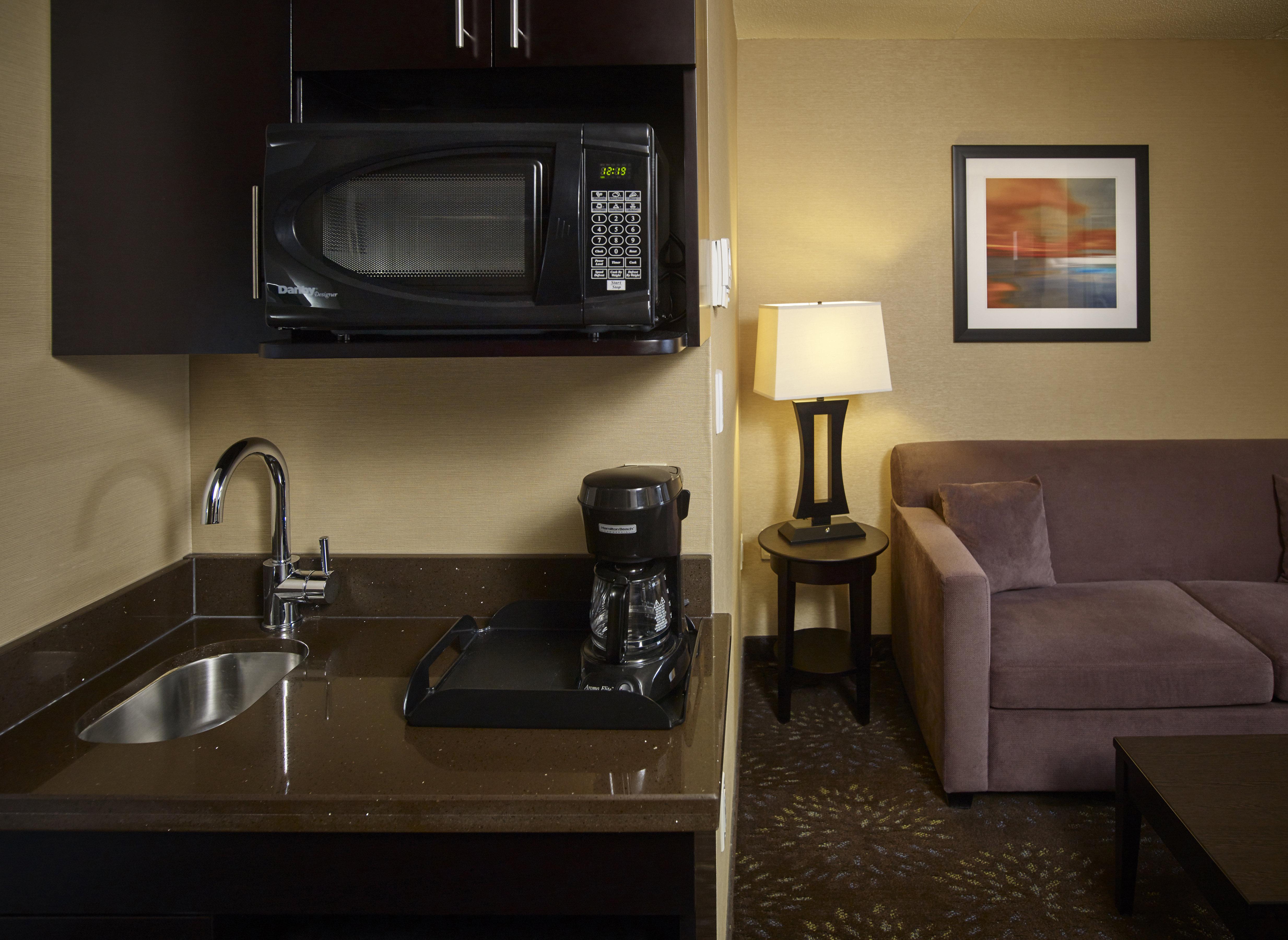 Holiday Inn Express And Suites Timmins By Ihg Bagian luar foto