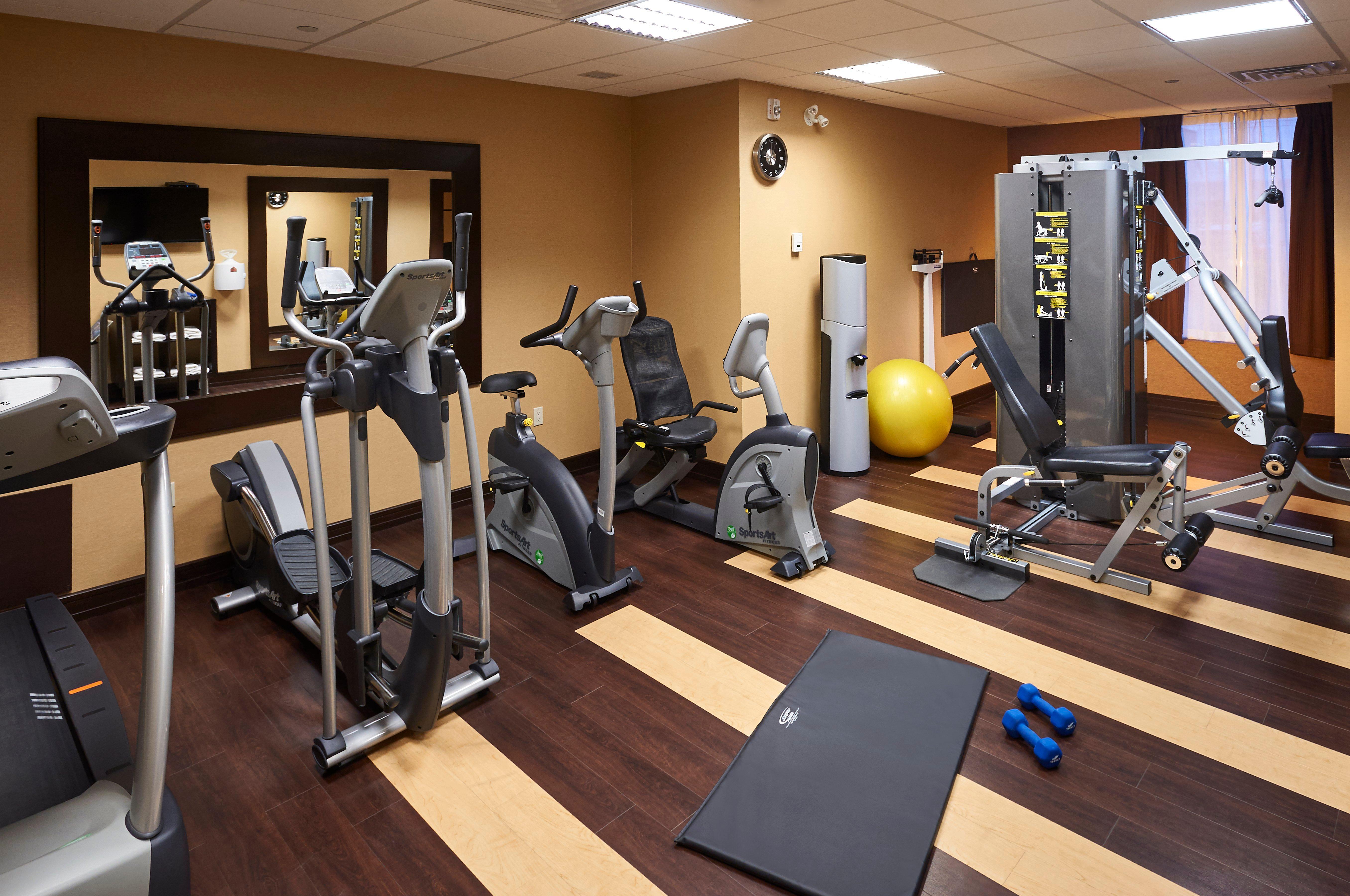 Holiday Inn Express And Suites Timmins By Ihg Bagian luar foto