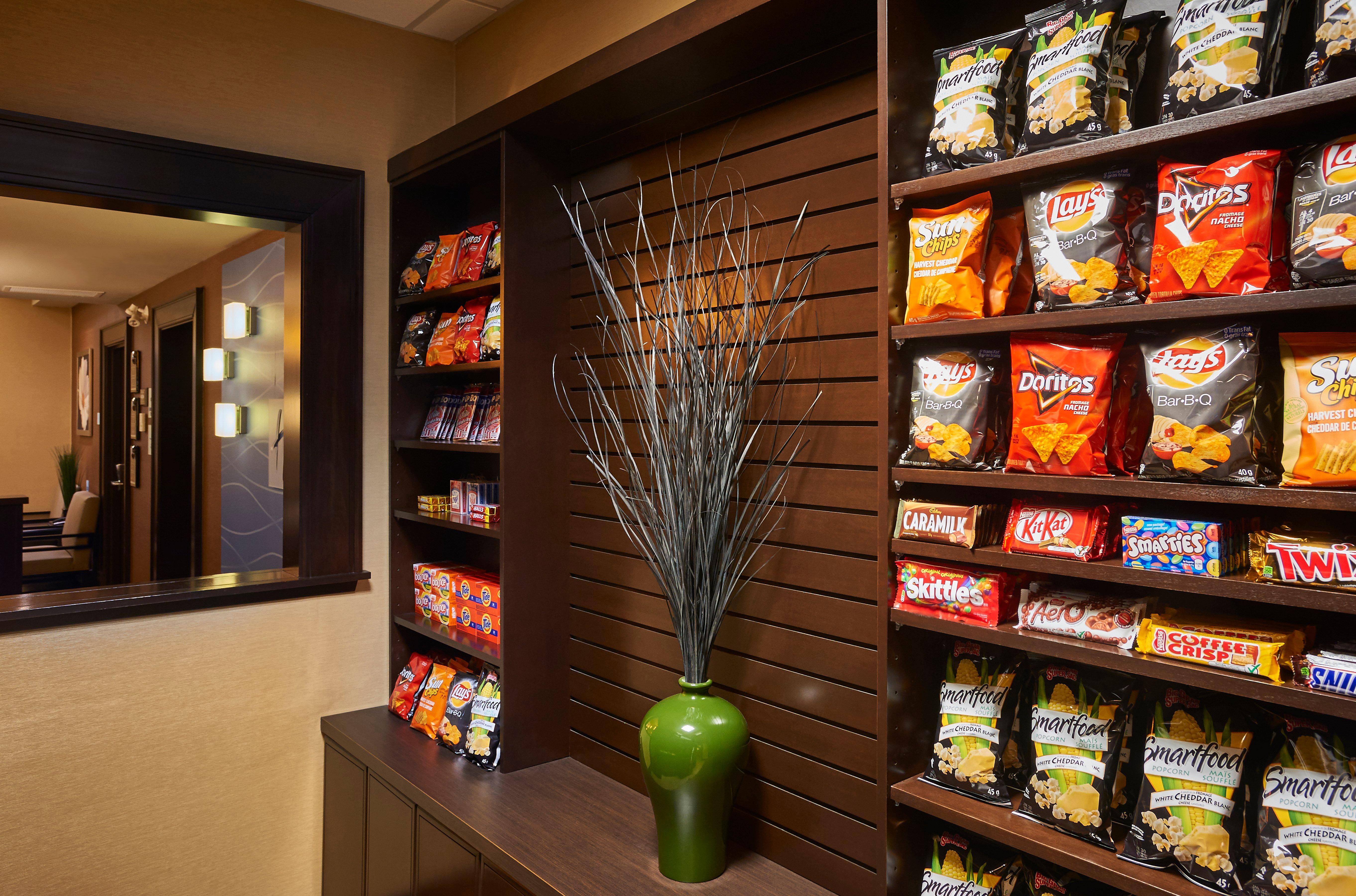Holiday Inn Express And Suites Timmins By Ihg Bagian luar foto