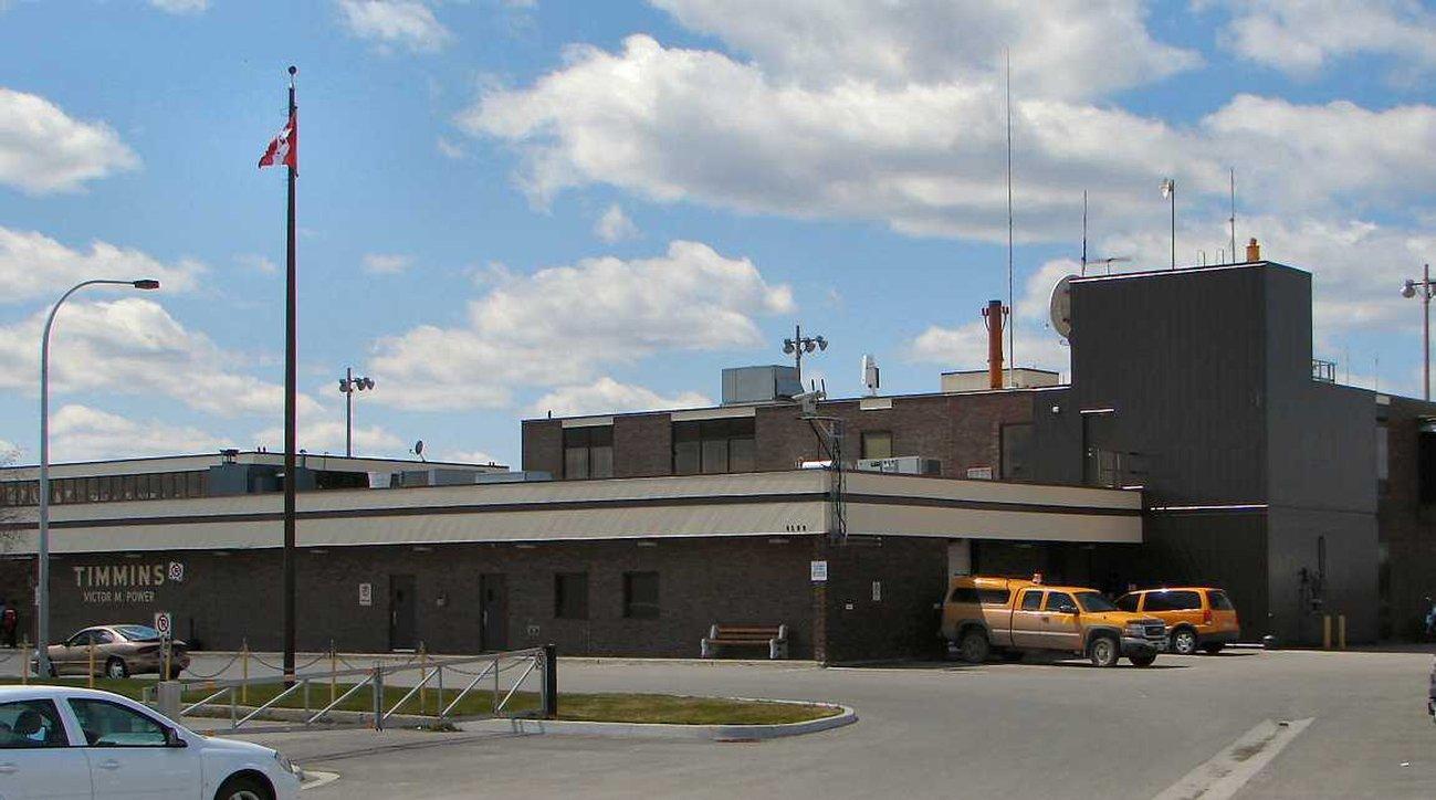 Holiday Inn Express And Suites Timmins By Ihg Bagian luar foto