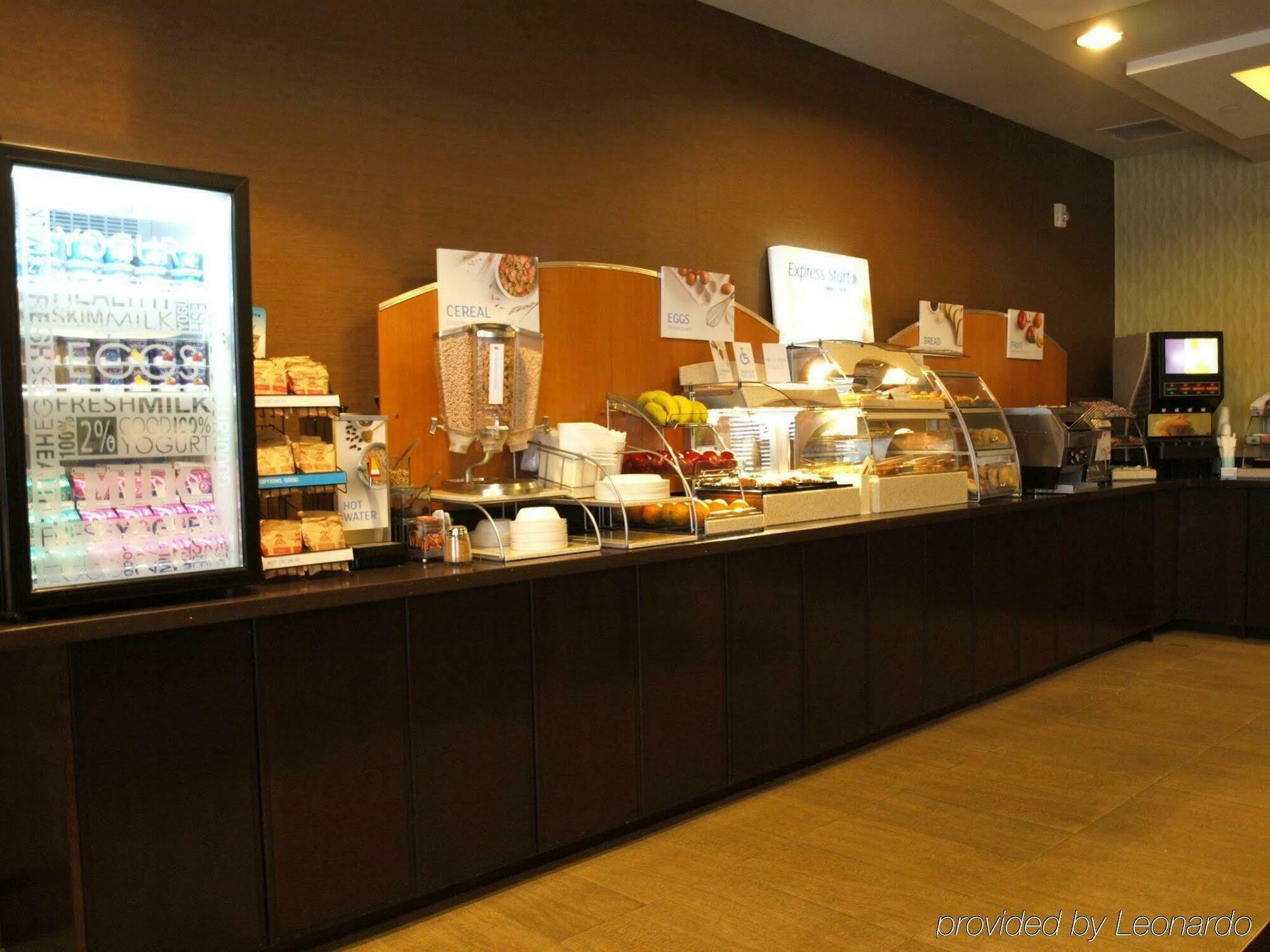 Holiday Inn Express And Suites Timmins By Ihg Bagian luar foto